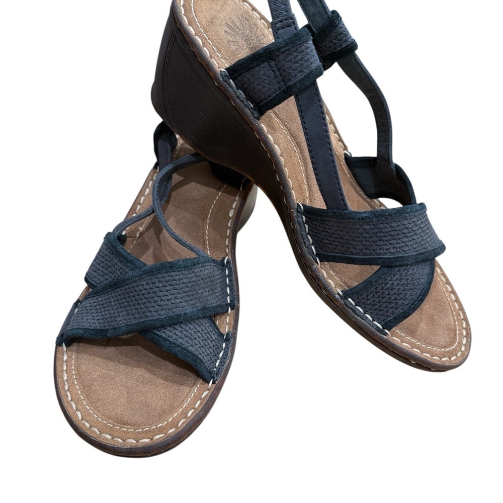 UGG Mayley wedge sandals size 9M